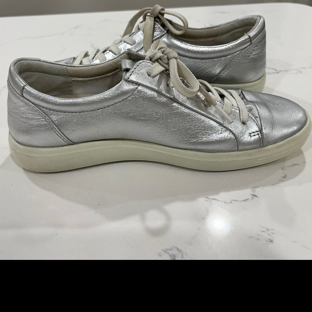 Ecco shoes 8.5